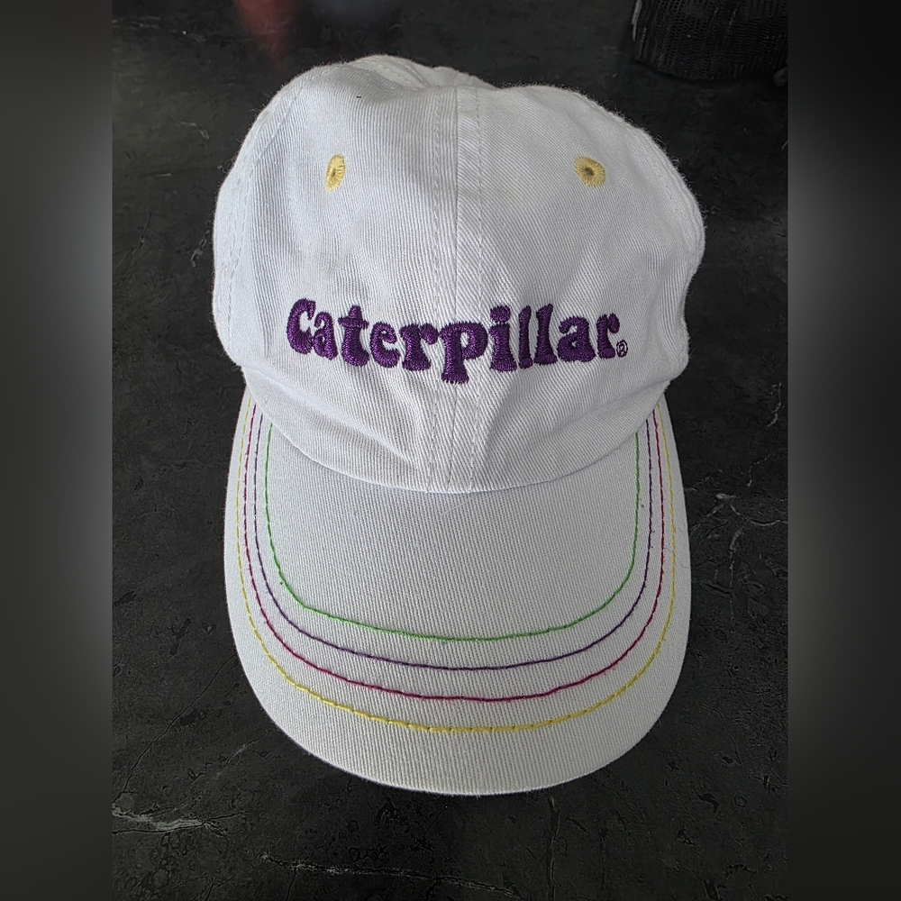 Caterpillar girls hat whote with pitple detail hearts heavy machinery cotton